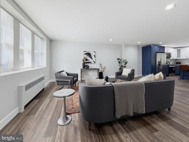 5771 KEMBLE AVE, Philadelphia, PA 19141
