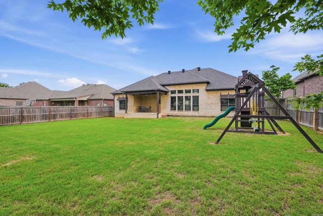 5360 Trinity Crossing Dr, Conway, AR 72034