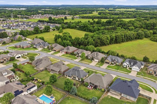 5360 Trinity Crossing Dr, Conway, AR 72034