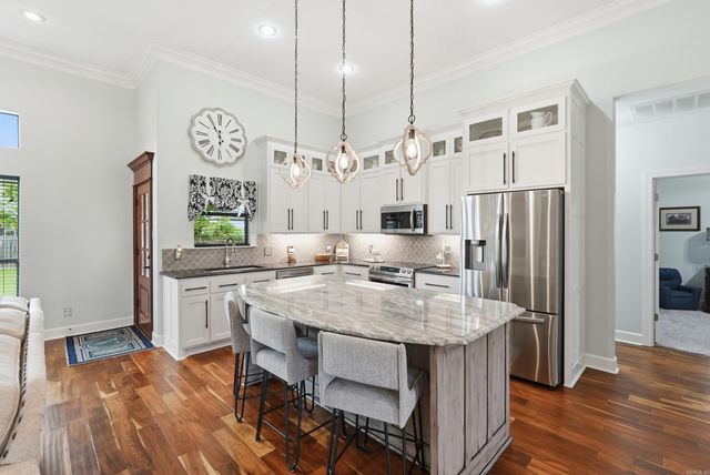 5360 Trinity Crossing Dr, Conway, AR 72034