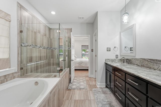 5360 Trinity Crossing Dr, Conway, AR 72034