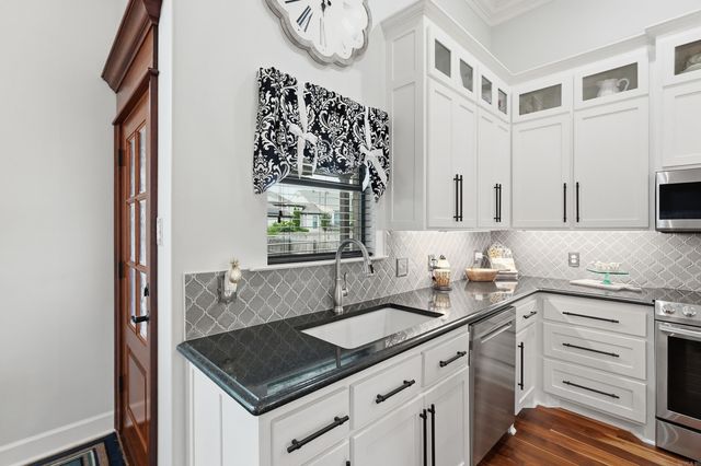 5360 Trinity Crossing Dr, Conway, AR 72034