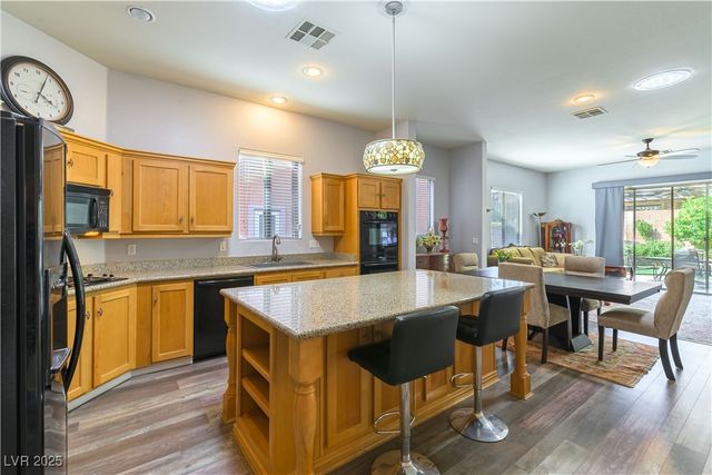 1004 Viale Placenza Place, Henderson, NV 89011