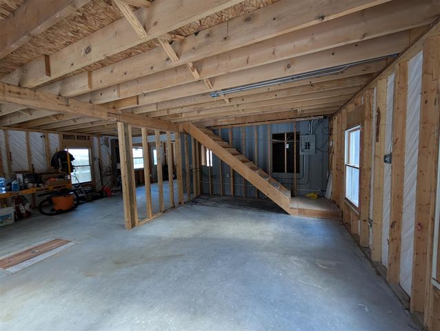 6395 S Lakeshore Drive, Pentwater, MI 49449