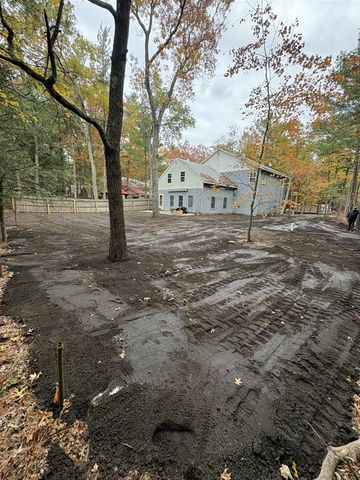 6395 S Lakeshore Drive, Pentwater, MI 49449