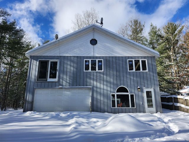 6395 S Lakeshore Drive, Pentwater, MI 49449