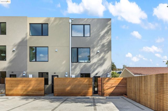 1235 Hampel St., Oakland, CA 94602