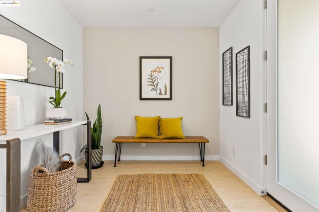 1235 Hampel St., Oakland, CA 94602