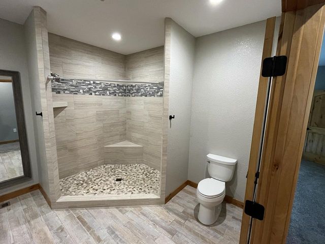 8431 Big Bend ROAD, Waterford, WI 53185