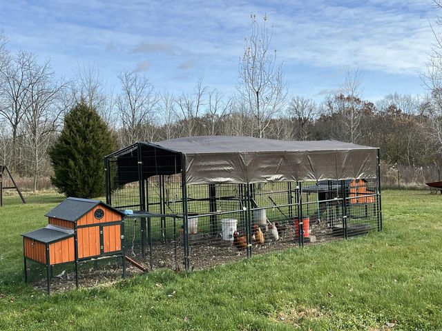 8431 Big Bend ROAD, Waterford, WI 53185