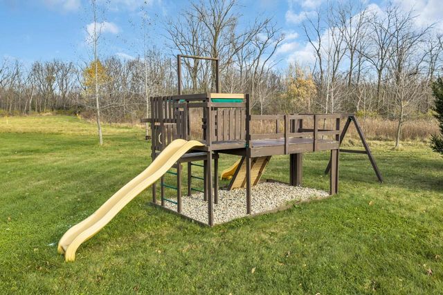 8431 Big Bend ROAD, Waterford, WI 53185