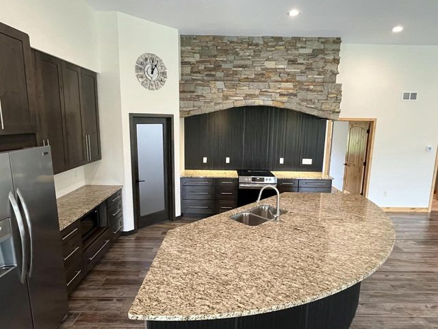 8431 Big Bend ROAD, Waterford, WI 53185