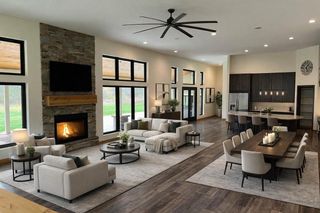 8431 Big Bend ROAD, Waterford, WI 53185