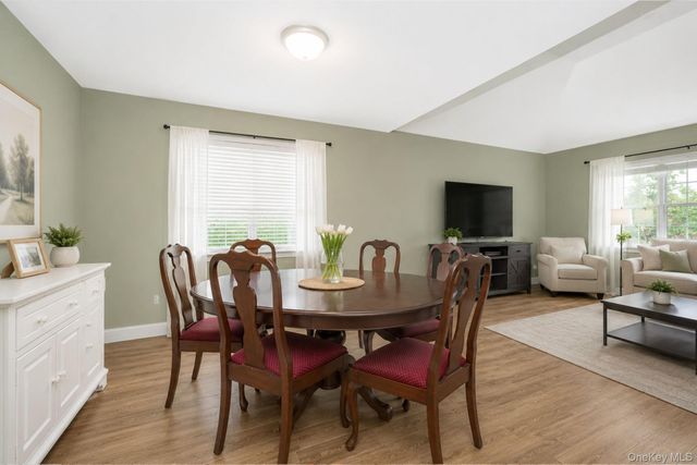 172 Mac Gregor Street, Staten Island, NY 10309