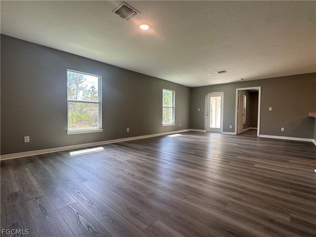 3415 58th ST W, Lehigh Acres, FL 33971