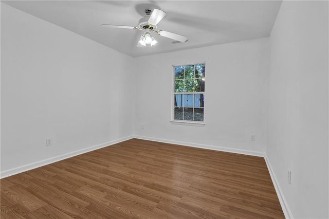 945 Buford Dam Road, Cumming, GA 30041
