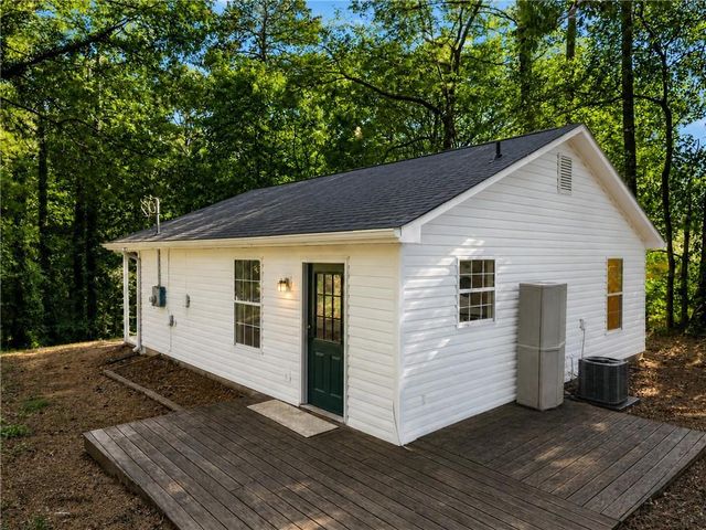 945 Buford Dam Road, Cumming, GA 30041