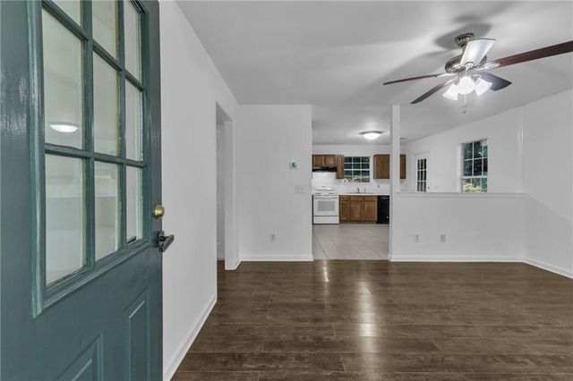 945 Buford Dam Road, Cumming, GA 30041