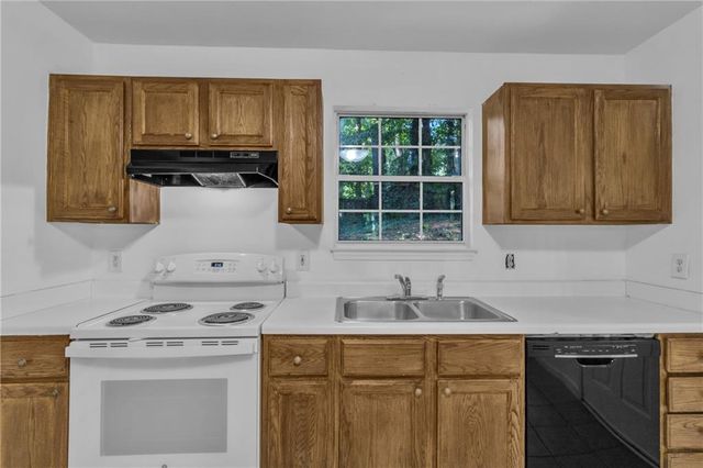 945 Buford Dam Road, Cumming, GA 30041