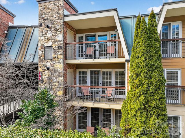 303 Bowling Park Road, Asheville, NC 28803