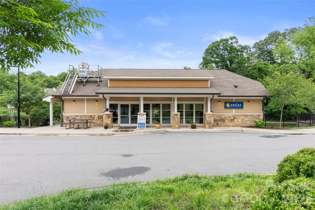 303 Bowling Park Road, Asheville, NC 28803