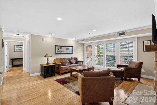 303 Bowling Park Road, Asheville, NC 28803