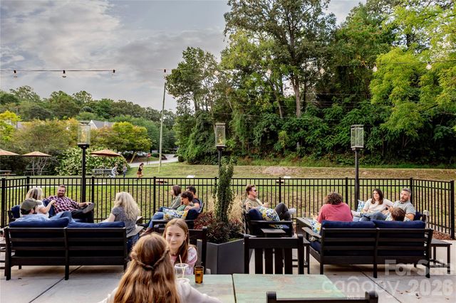 303 Bowling Park Road, Asheville, NC 28803