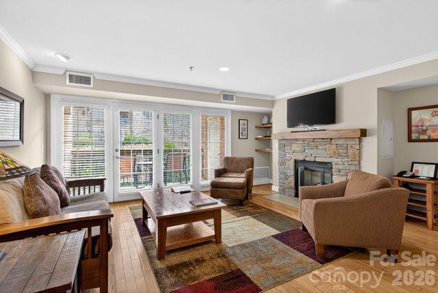 303 Bowling Park Road, Asheville, NC 28803