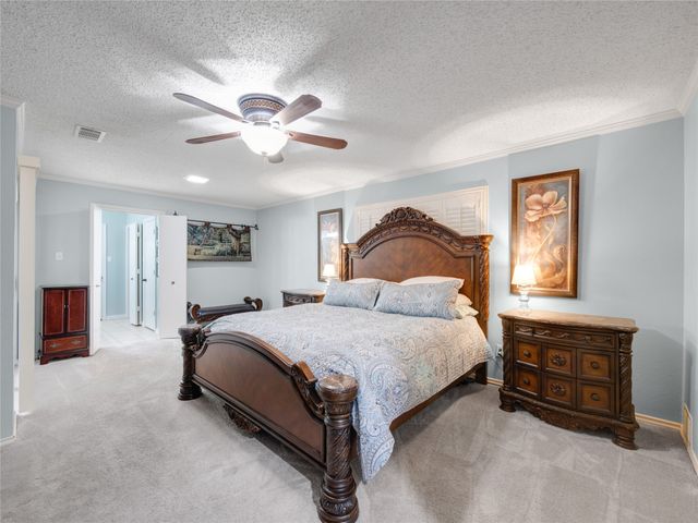 2246 Valley Mill, Carrollton, TX 75006