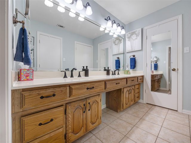 2246 Valley Mill, Carrollton, TX 75006