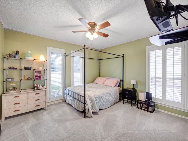 2246 Valley Mill, Carrollton, TX 75006