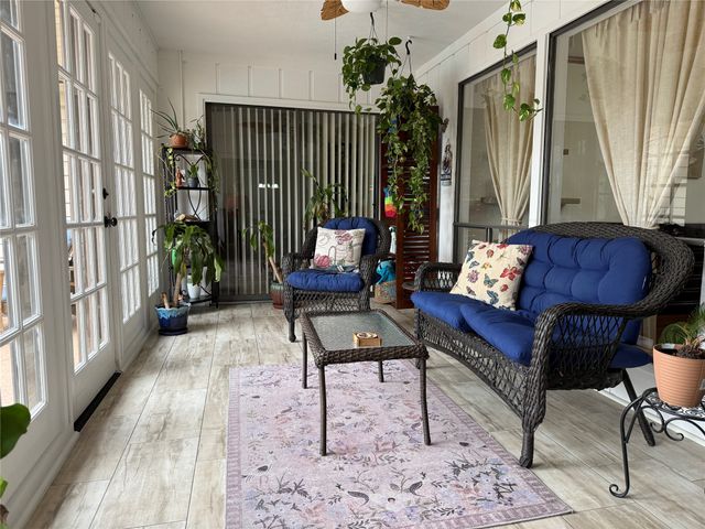 2246 Valley Mill, Carrollton, TX 75006