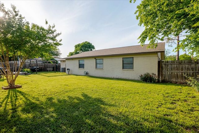 1306 SE 21st Street, Mineral Wells, TX 76067