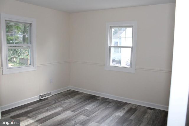 28 RIDGLEY ST, Mount Holly, NJ 08060