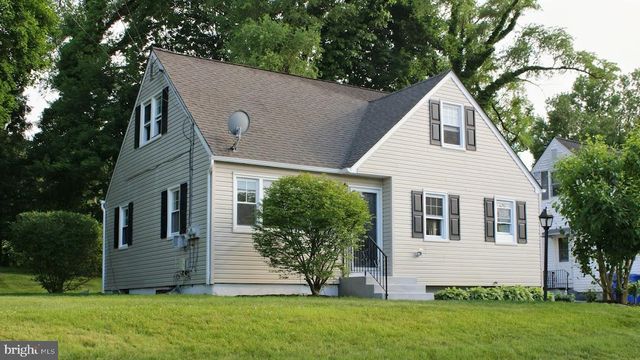 28 RIDGLEY ST, Mount Holly, NJ 08060