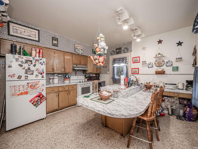 703 Main Street, Mount Vernon, IN 47620