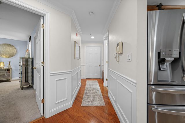 4 Sterling Hill Ln Apt 425, Exeter, NH 03833