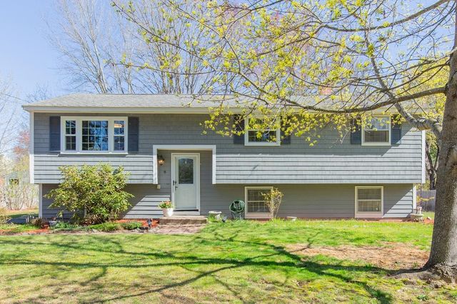 8 Kathy Drive, Nashua, NH 03062