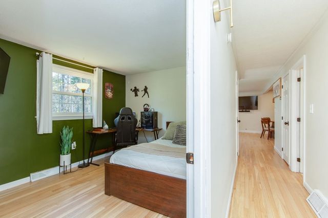 8 Kathy Drive, Nashua, NH 03062