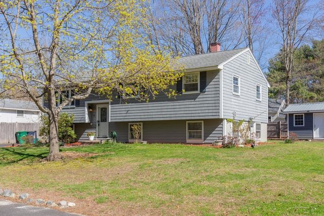 8 Kathy Drive, Nashua, NH 03062