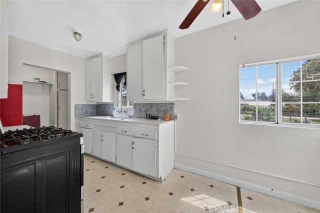 938 E 2nd Street B, San Bernardino, CA 92408