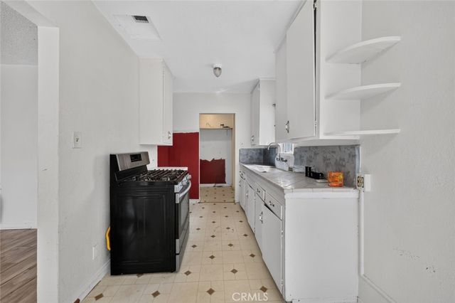 938 E 2nd Street B, San Bernardino, CA 92408
