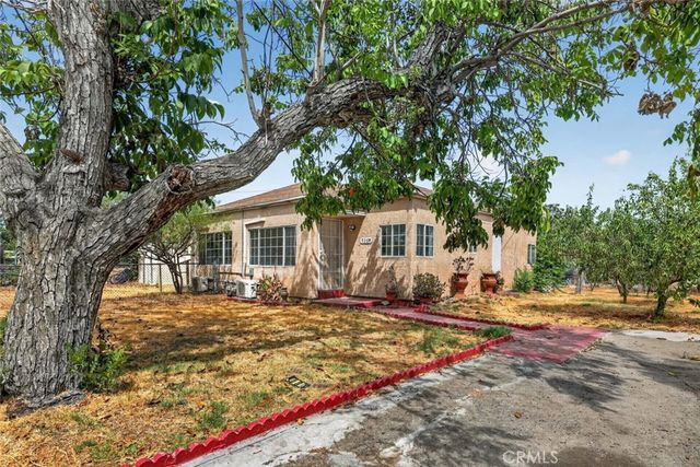 938 E 2nd Street B, San Bernardino, CA 92408