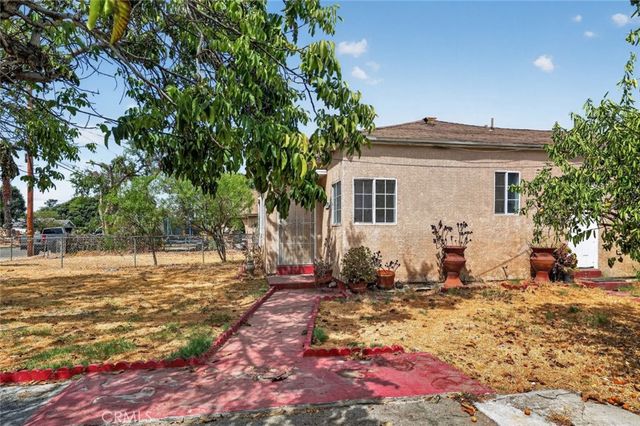 938 E 2nd Street B, San Bernardino, CA 92408