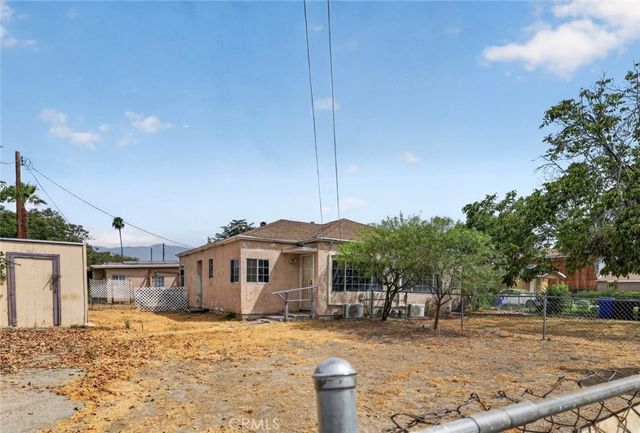 938 E 2nd Street B, San Bernardino, CA 92408