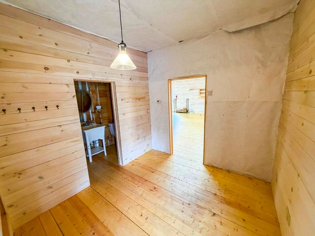 673 + 675 Sanderson Hill Road, Charleston, VT 05872