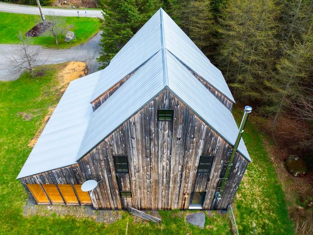 673 + 675 Sanderson Hill Road, Charleston, VT 05872