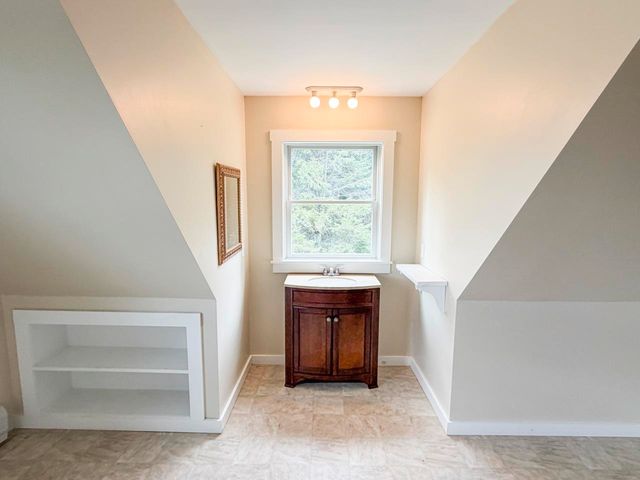 673 + 675 Sanderson Hill Road, Charleston, VT 05872
