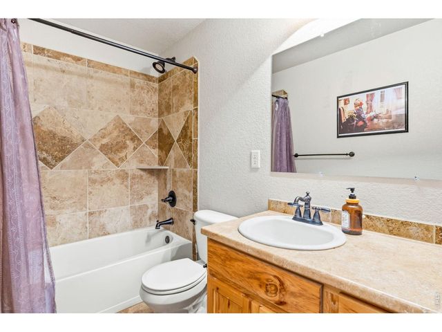 4283 Woodlake Ln, Wellington, CO 80549