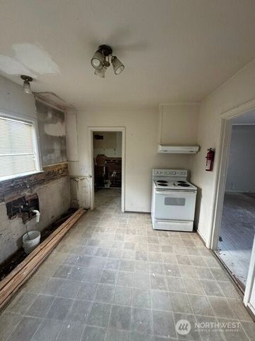 8205 S Bell St Street, Tacoma, WA 98408